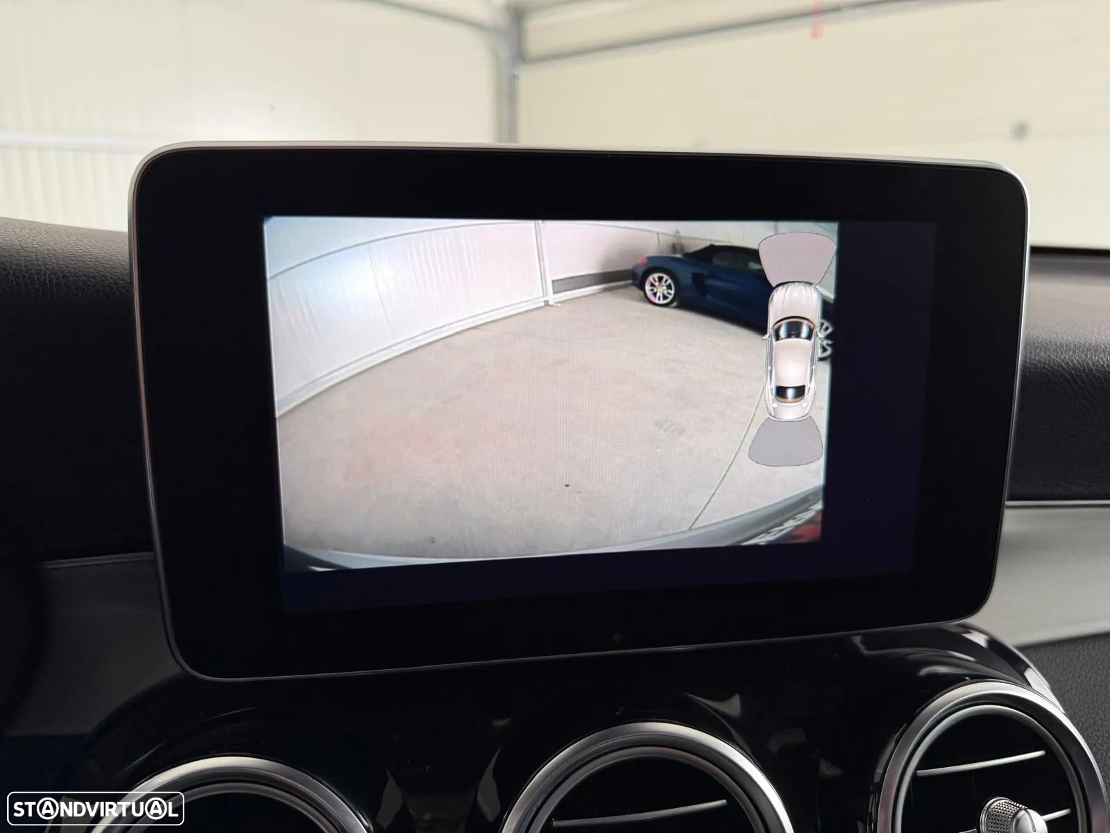 Mercedes-Benz GLC 250 d 4Matic 9G-TRONIC AMG Line - 12