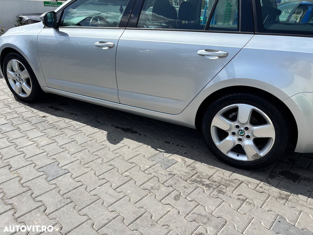 Skoda Octavia Combi Diesel 1.6 TDI Active - 27