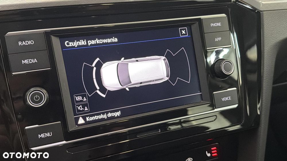 Volkswagen Passat 2.0 TDI EVO Business - 23