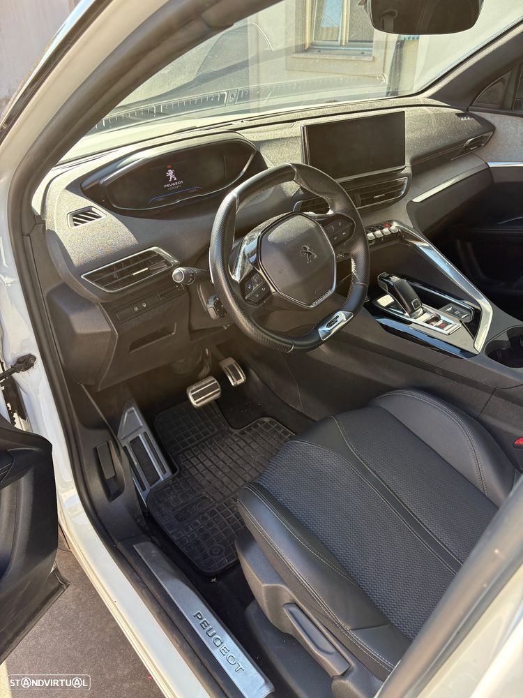 Peugeot 5008 1.5 BlueHDi GT EAT8 - 7