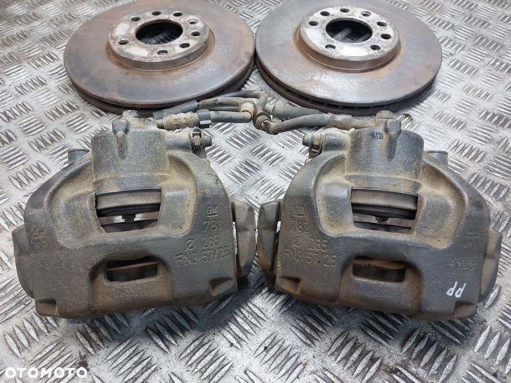 TARCZE HAMULCOWE PRZÓD + KLOCKI + ZACISKI OPEL VECTRA C 1.9 CDTI - 2