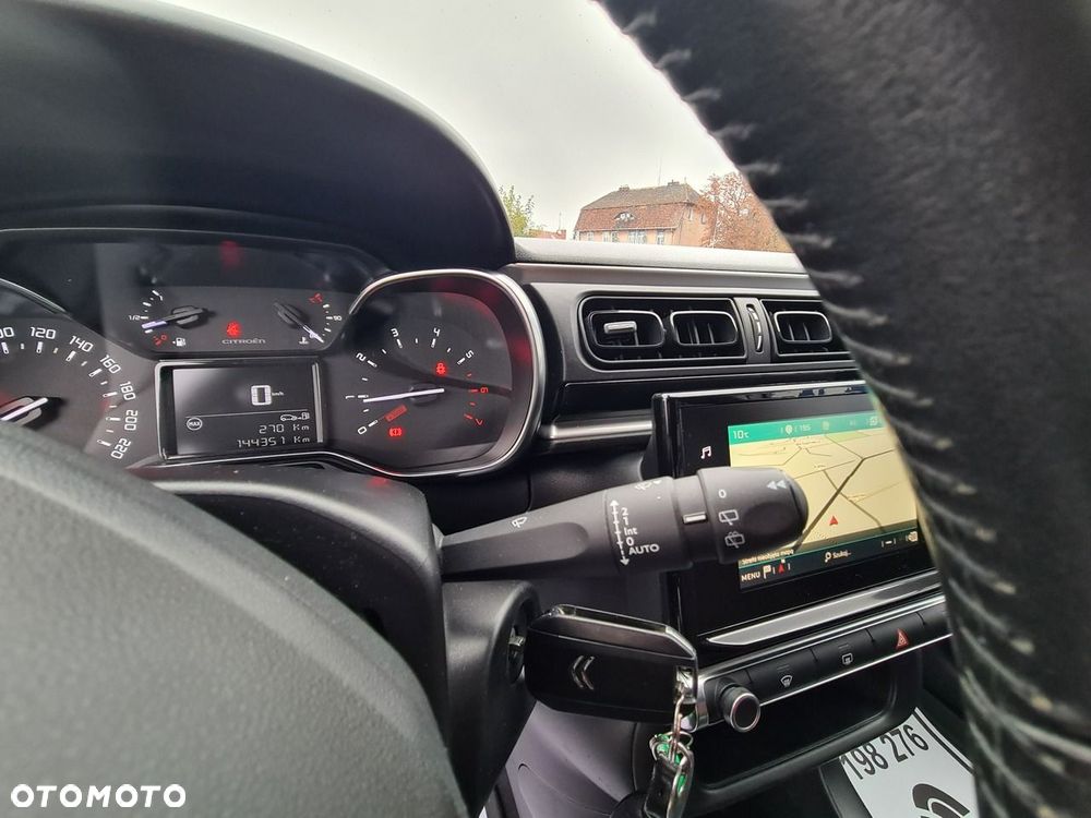 Citroën C3 1.2 PureTech Shine - 25