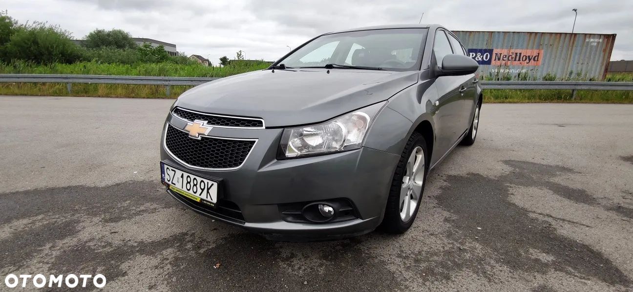 Chevrolet Cruze 1.8 LTZ+ - 1