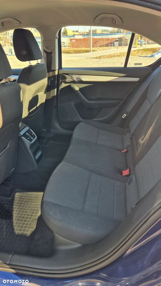 Skoda Octavia 1.6 TDI Greenline - 11