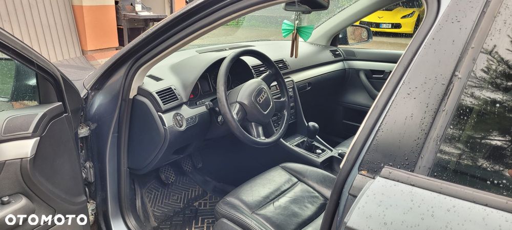 Audi A4 Avant 2.0 TDI - 6