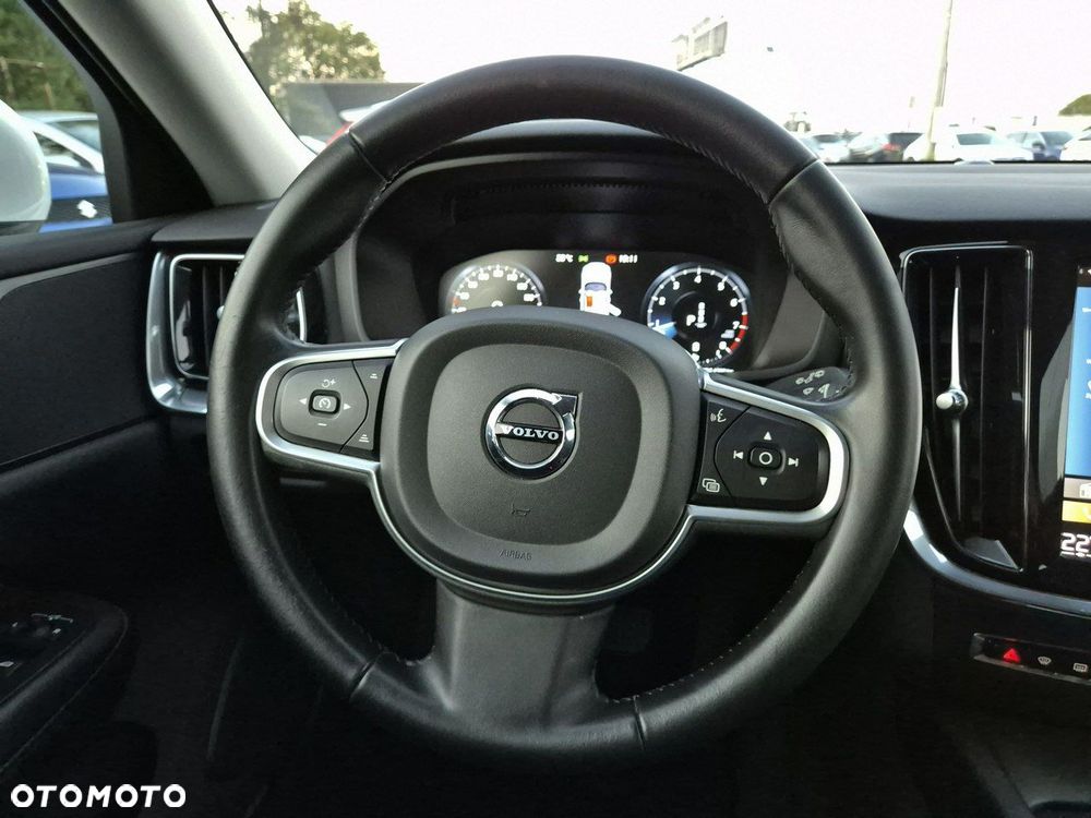 Volvo V60 B3 B Geartronic Momentum Pro - 27
