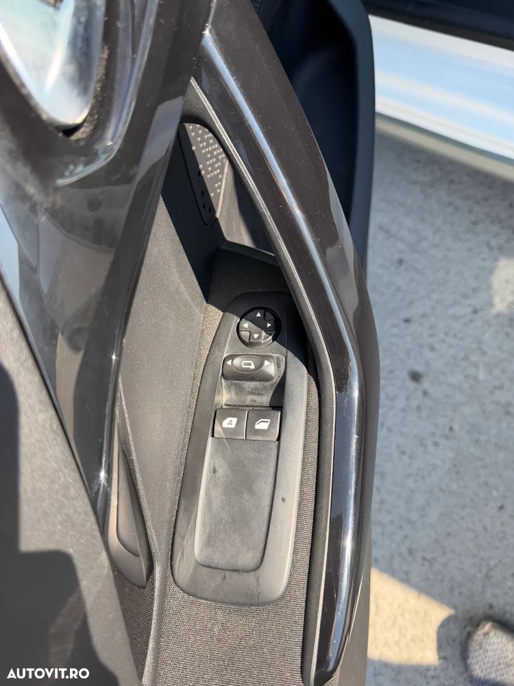 Peugeot 208 1.6 BlueHDi FAP Active - 11