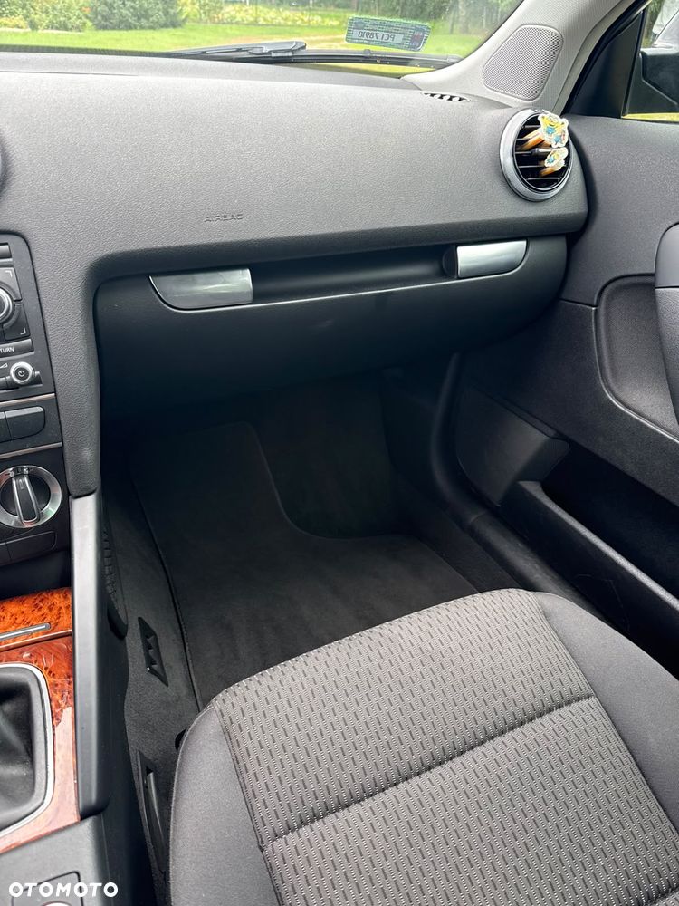 Audi A3 Sportback 1.6 TDI Ambiente S tronic - 15