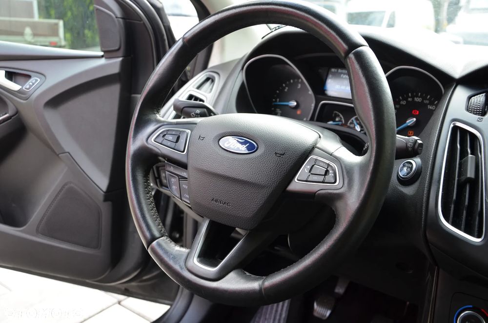 Ford Focus 1.5 TDCi Titanium - 25