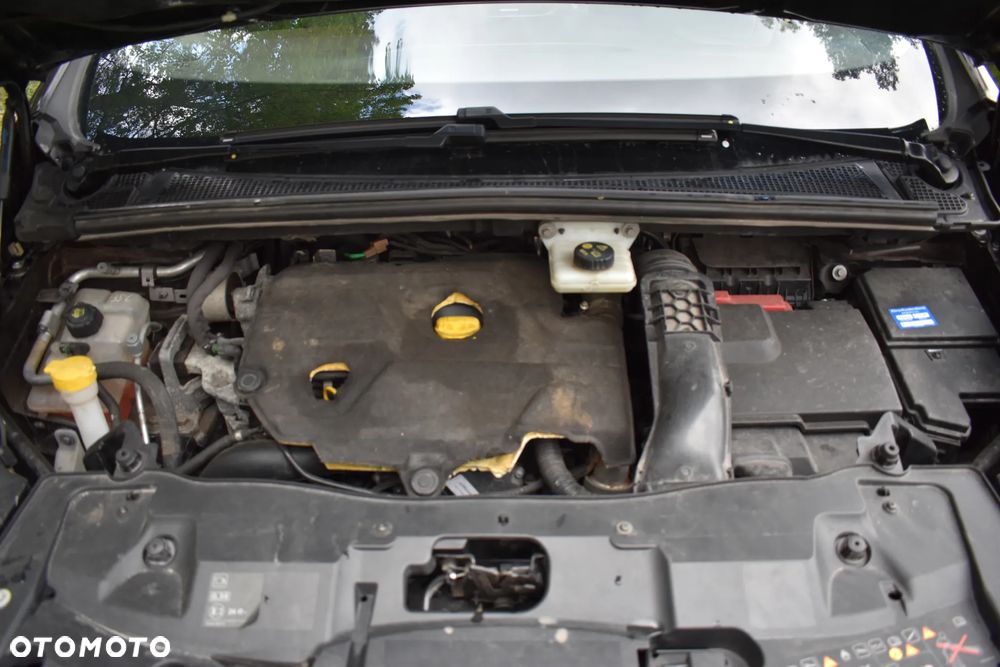 Renault Espace 1.6 dCi Energy Initiale Paris EDC - 17