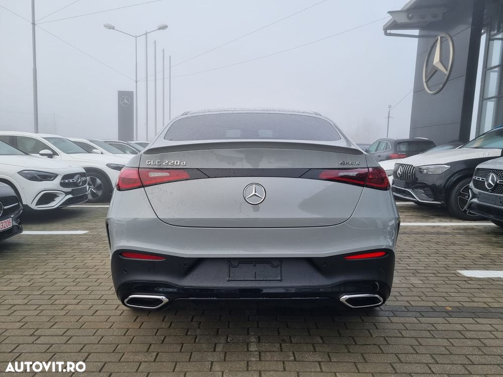 Mercedes-Benz GLC Coupe 220 d 4Matic 9G-TRONIC AMG Line Advanced - 3