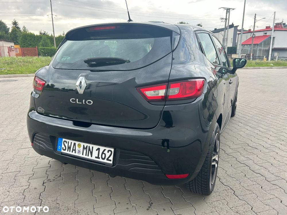 Renault Clio 1.2 16V 75 Business - 14