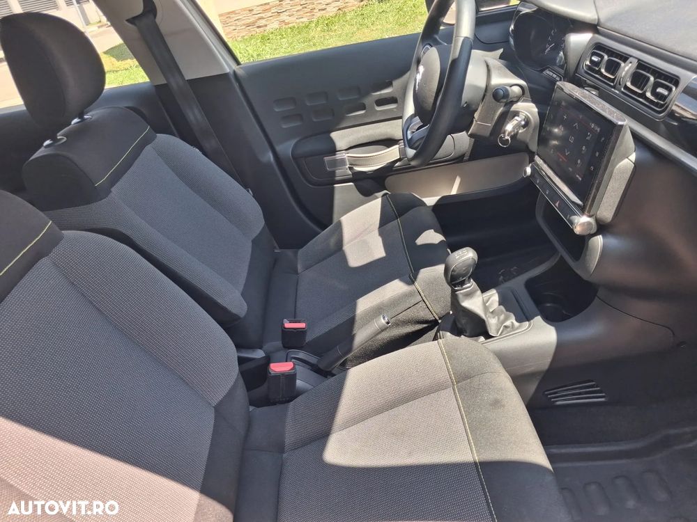 Citroën C3 1.2 PureTech BVM Shine - 22