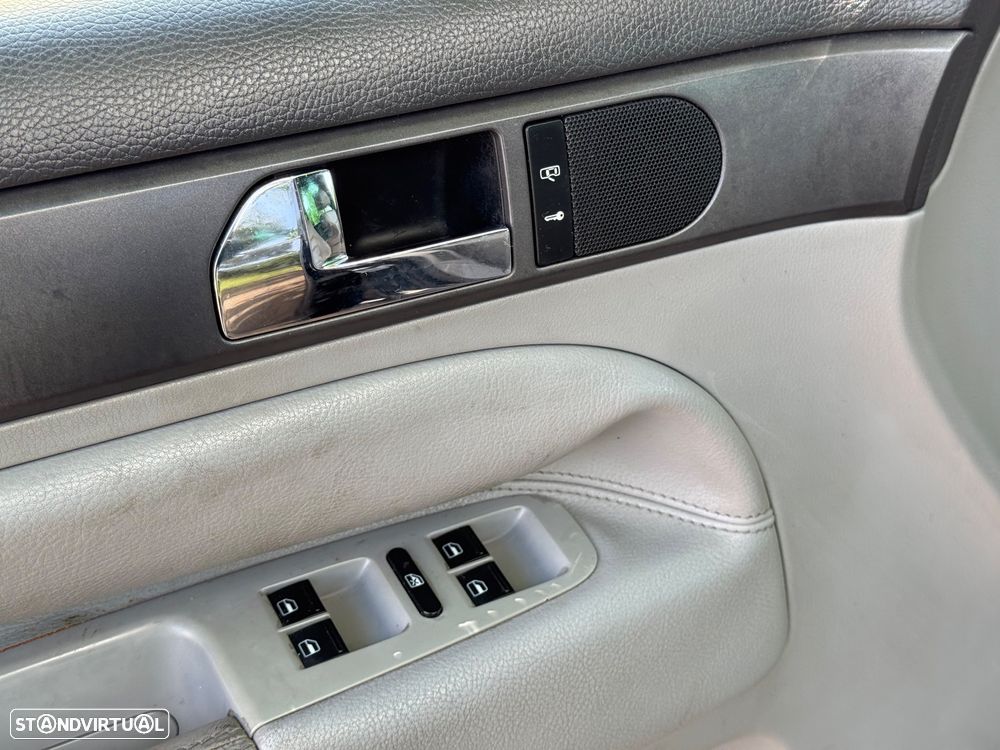 VW Touareg 2.5 R5 TDI - 11