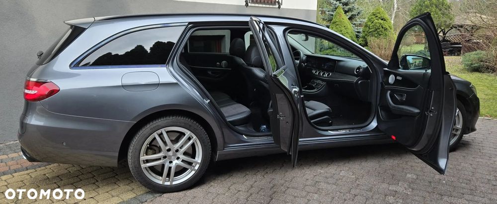 Mercedes-Benz Klasa E 220 d 9G-TRONIC - 25