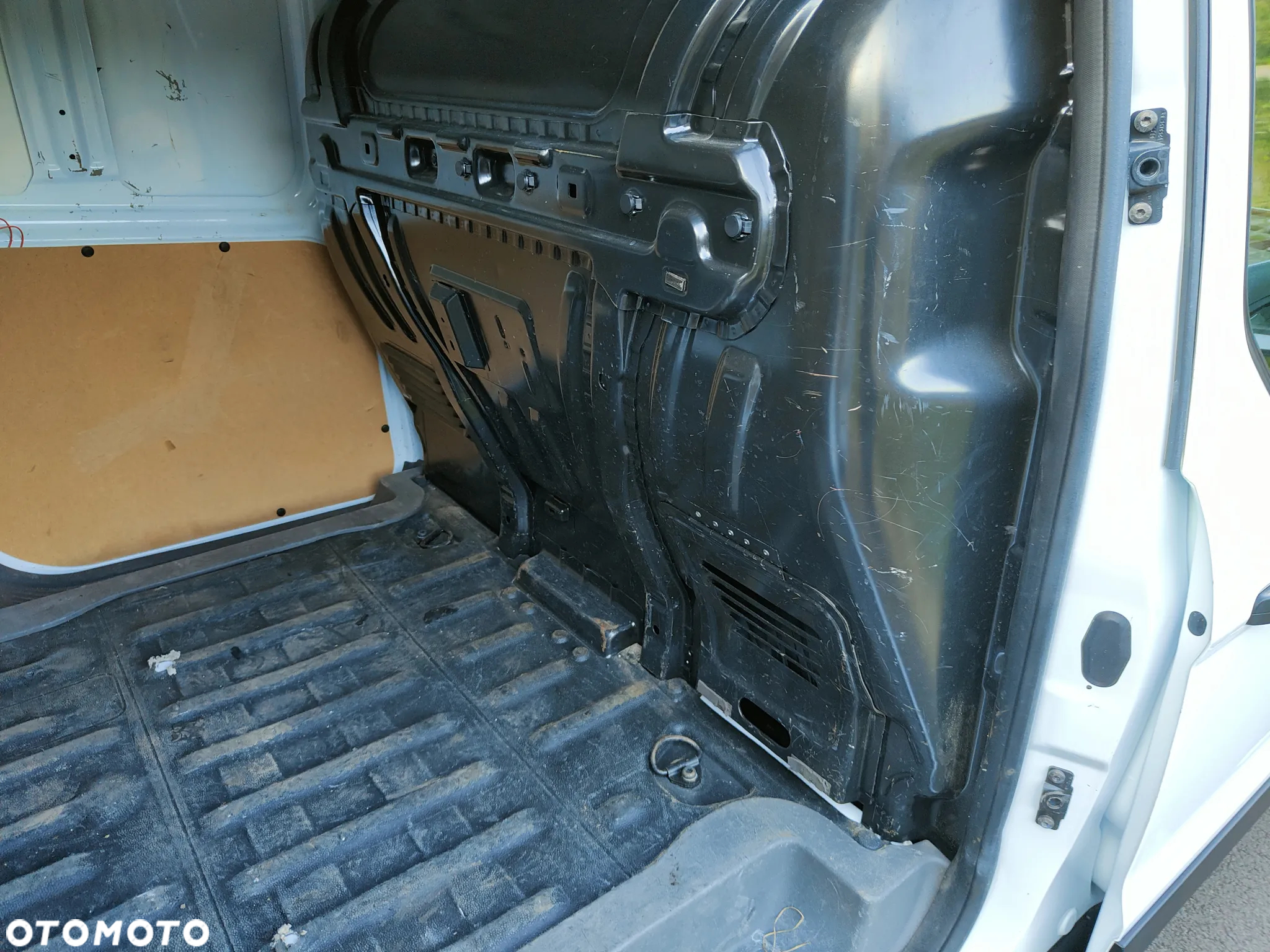 Ford Transit - 26