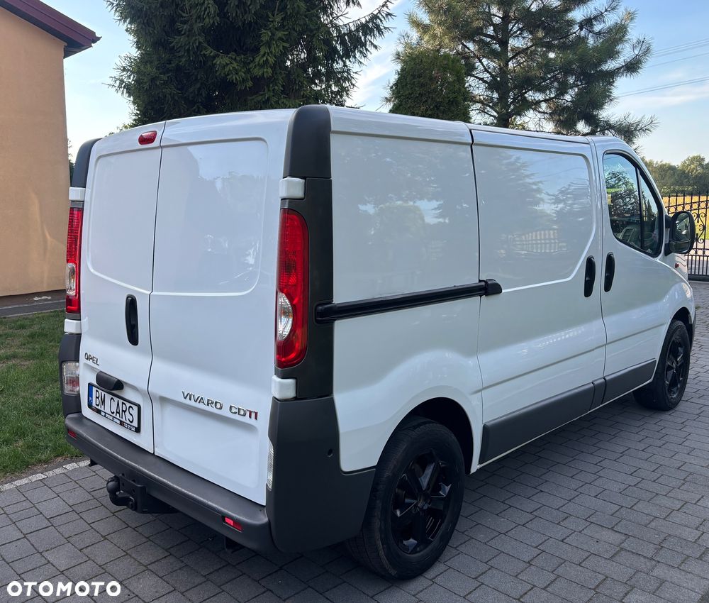 Opel Vivaro - 16