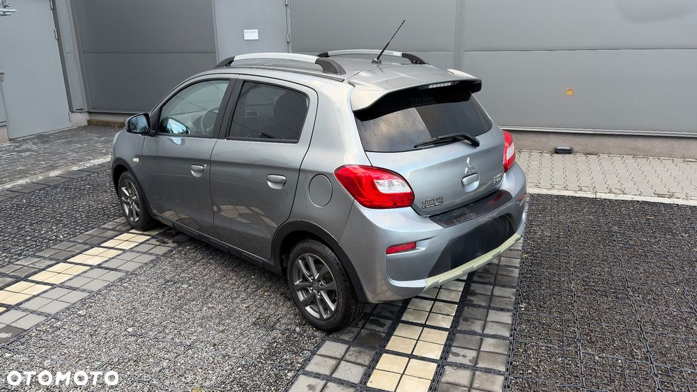 Mitsubishi Space Star - 10
