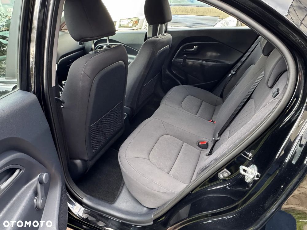 Kia Rio 1.2 Edition 7 - 18
