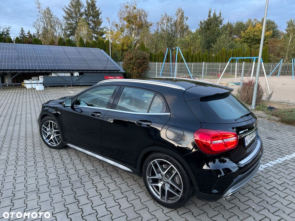 Mercedes-Benz GLA AMG 45 4Matic AMG Speedshift 7G-DCT AMG Night Edition - 13