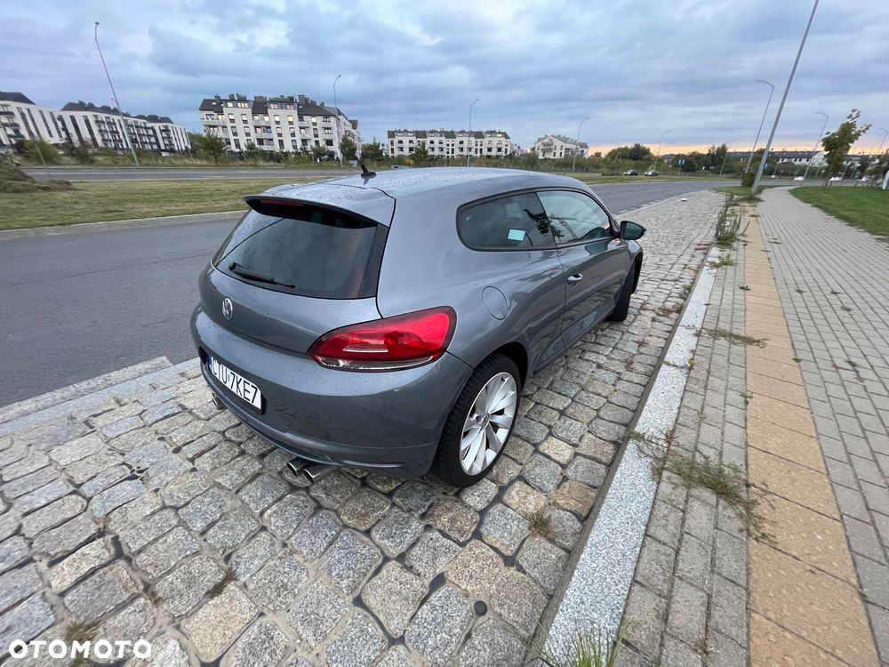 Volkswagen Scirocco 2.0 TSI - 9