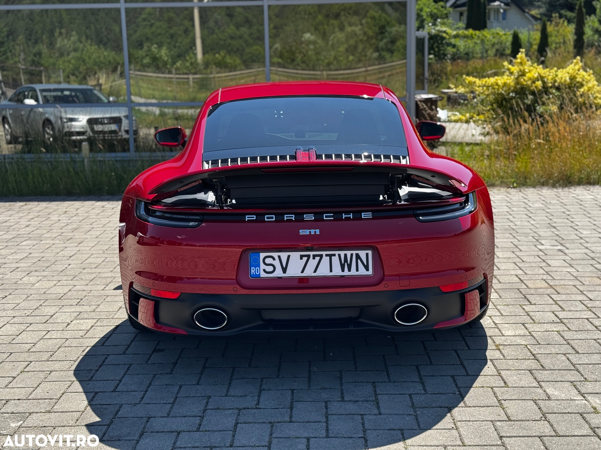 Porsche 911 Carrera 4S - 7