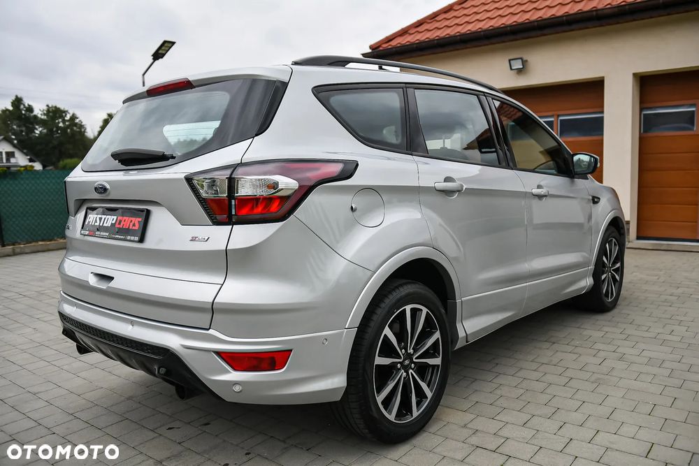 Ford Kuga 2.0 TDCi 4x4 ST-Line - 17
