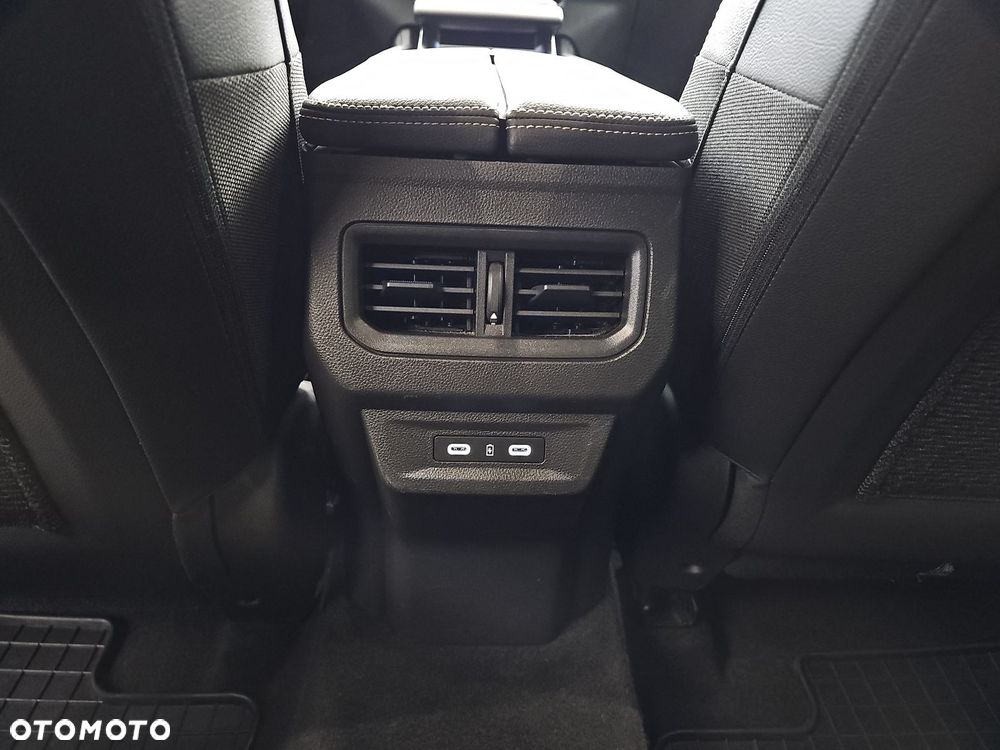 Renault Austral 1.3 TCe mHEV Techno - 31