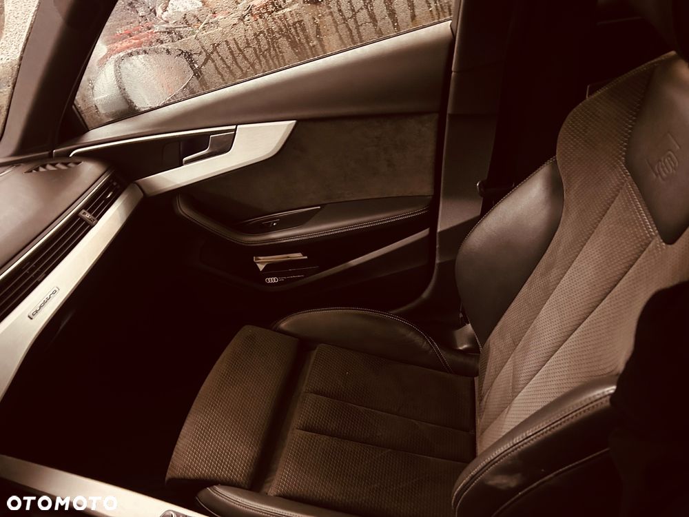 Audi A4 Avant - 15
