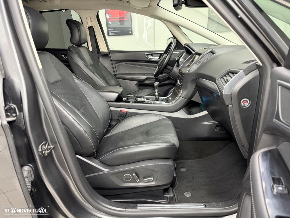 Ford S-Max 2.0 TDCi Titanium - 24