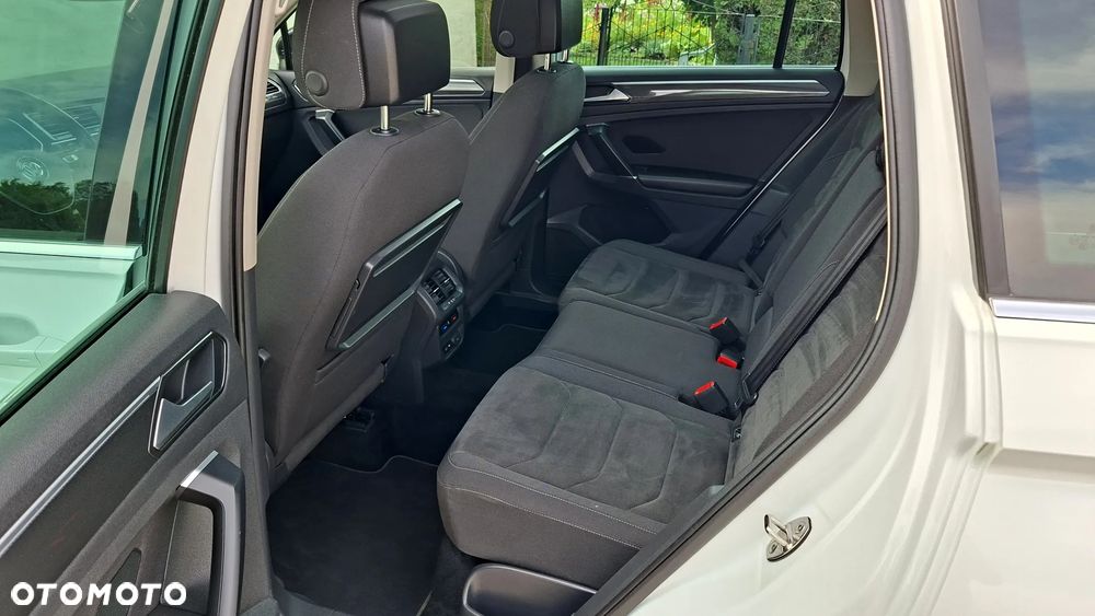 Volkswagen Tiguan 2.0 TDI SCR 4MOTION DSG Highline - 28