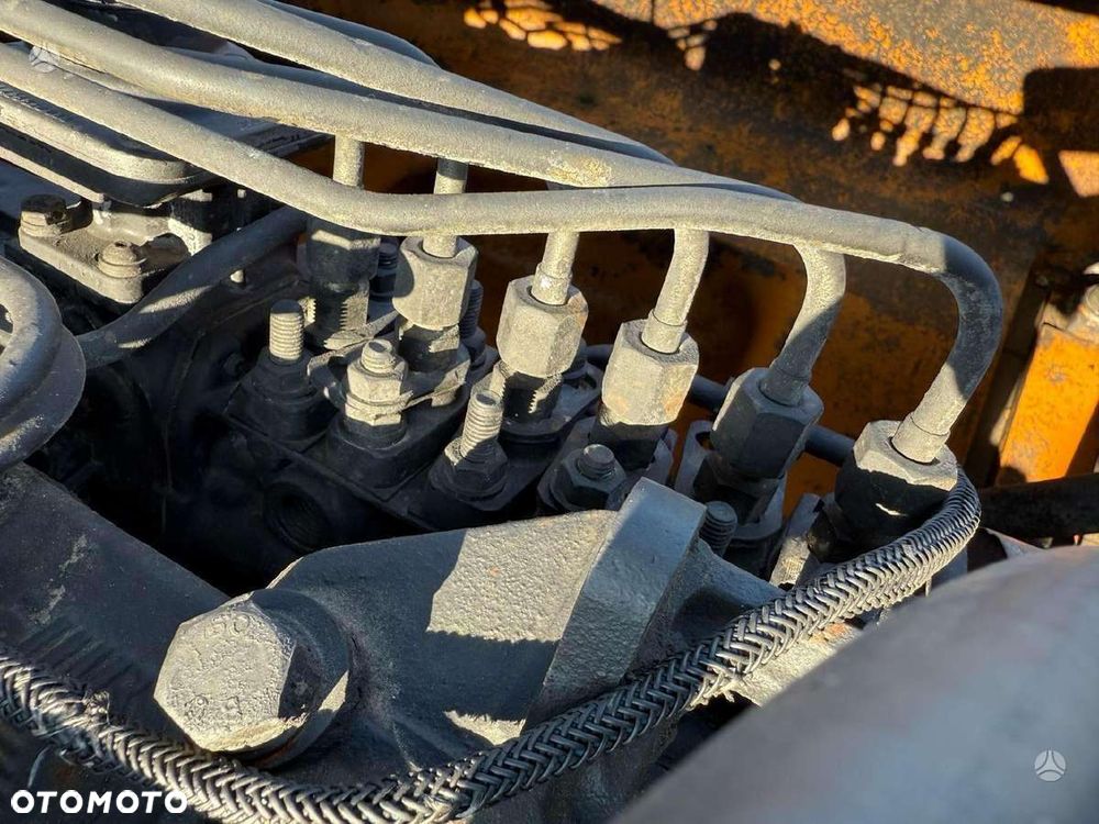 Volvo EC 240 LC - 17