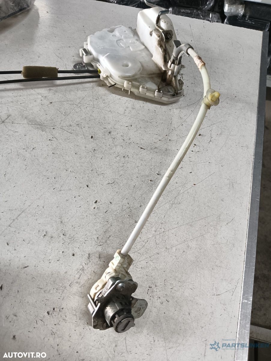 Broasca usa stanga fata HONDA CIVIC VIII Hatchback (FN, FK) [ 2005 - > ] OEM 731513mgg0 - 1