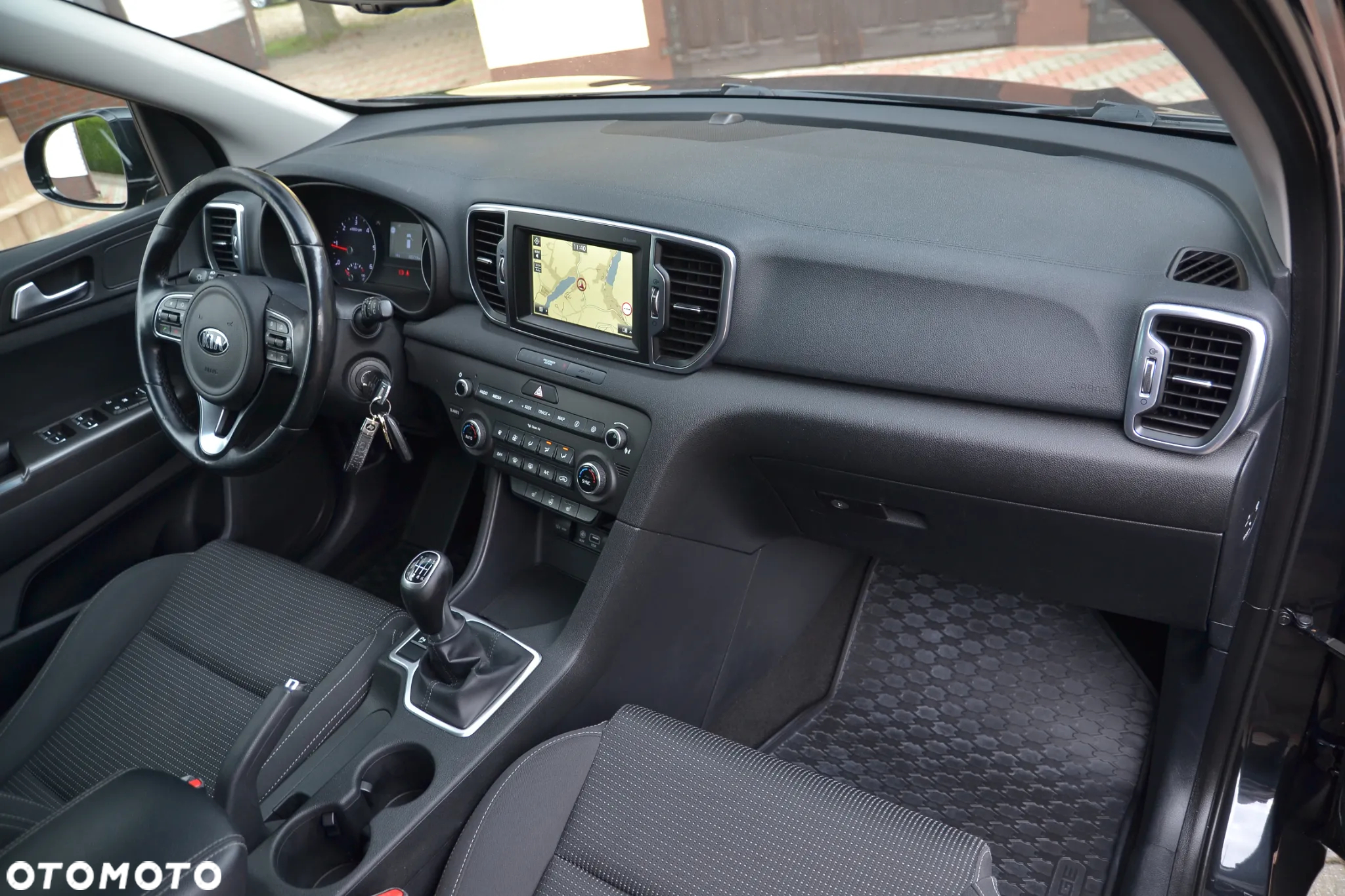 Kia Sportage 1.7 CRDI Business Line L 2WD - 17