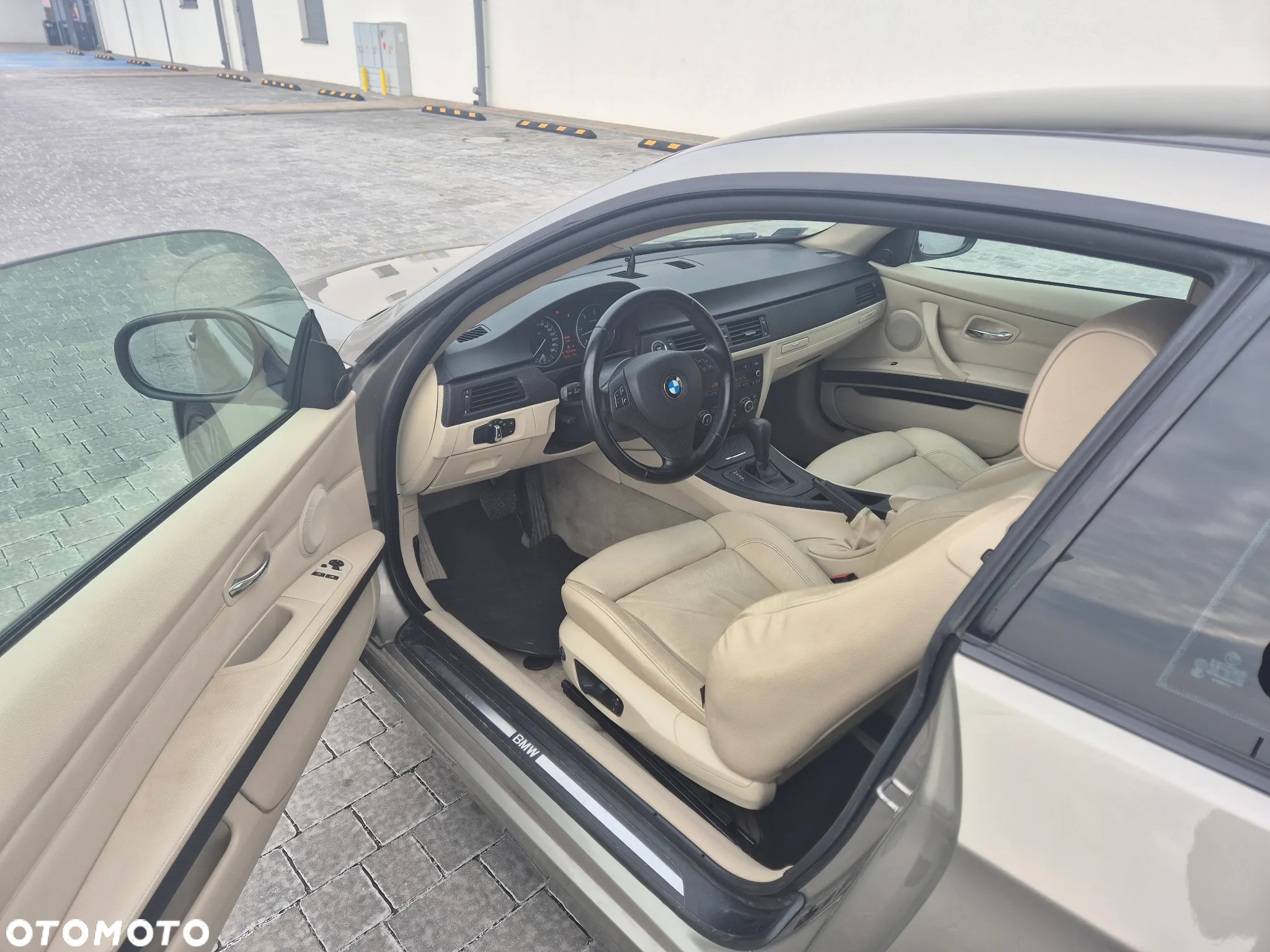 BMW Seria 3 - 16