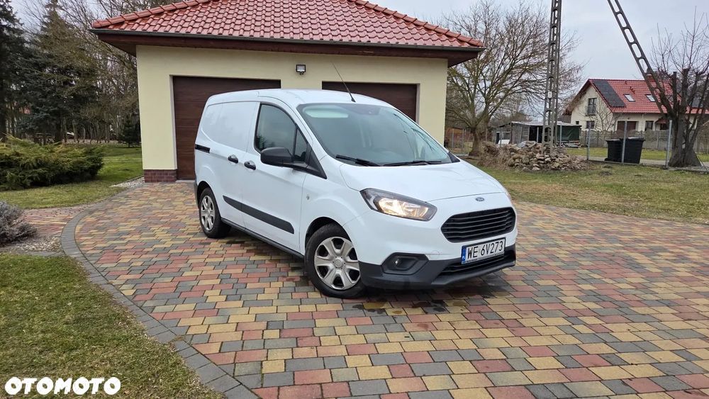 Ford Transit Courier - 3