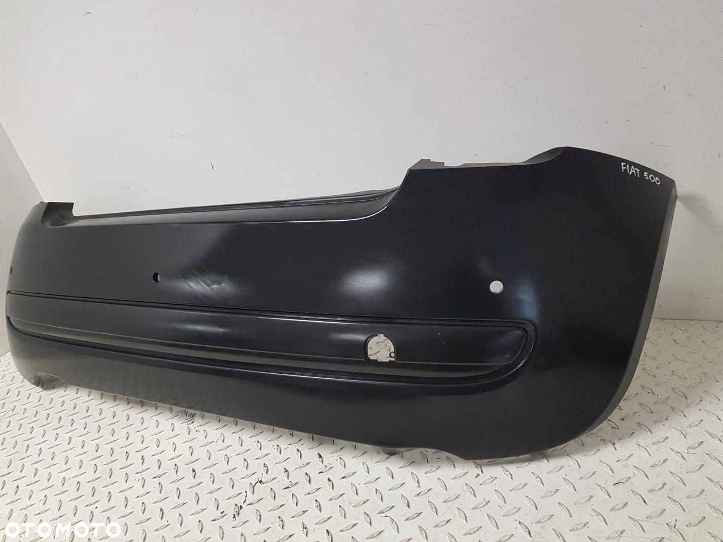 FABRYCZNIE NOWY ORYGINALNY ZDERZAK TYLNY TYŁ FIAT 500 07-15 3xPDC  735425627 - 3