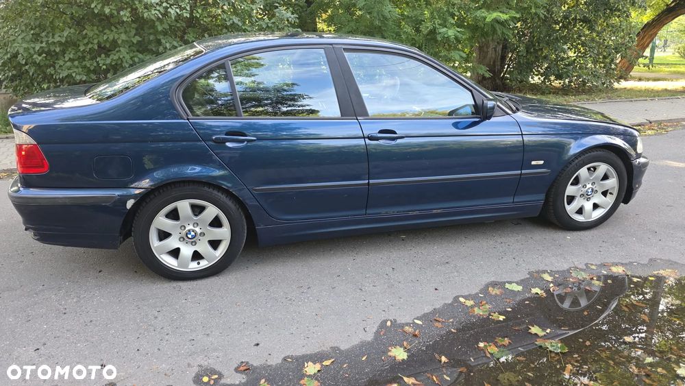 BMW Seria 3 - 35
