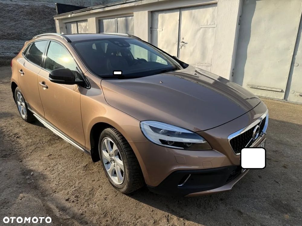Volvo V40 Cross Country T3 Drive-E Summum - 2