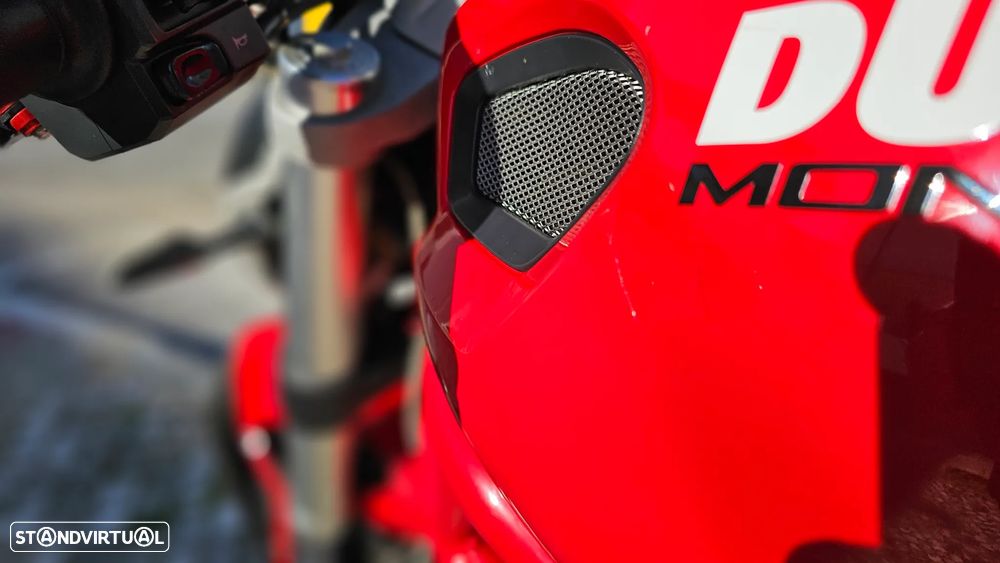 Ducati Monster 696+ - 8