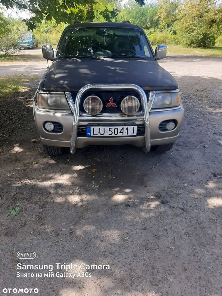 Mitsubishi Pajero Sport 3.0 V6 - 1