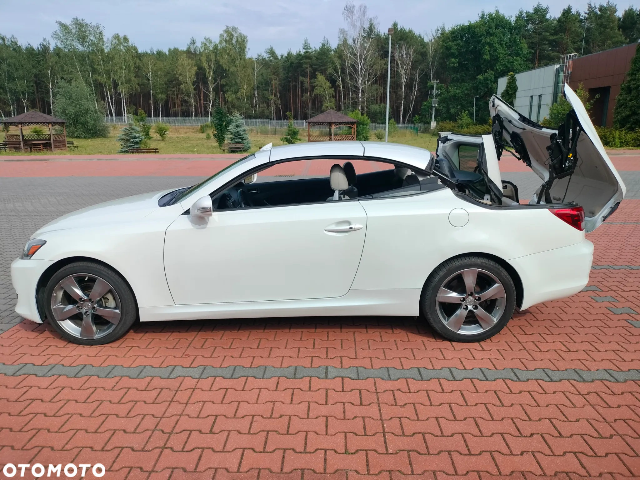 Lexus IS - 29