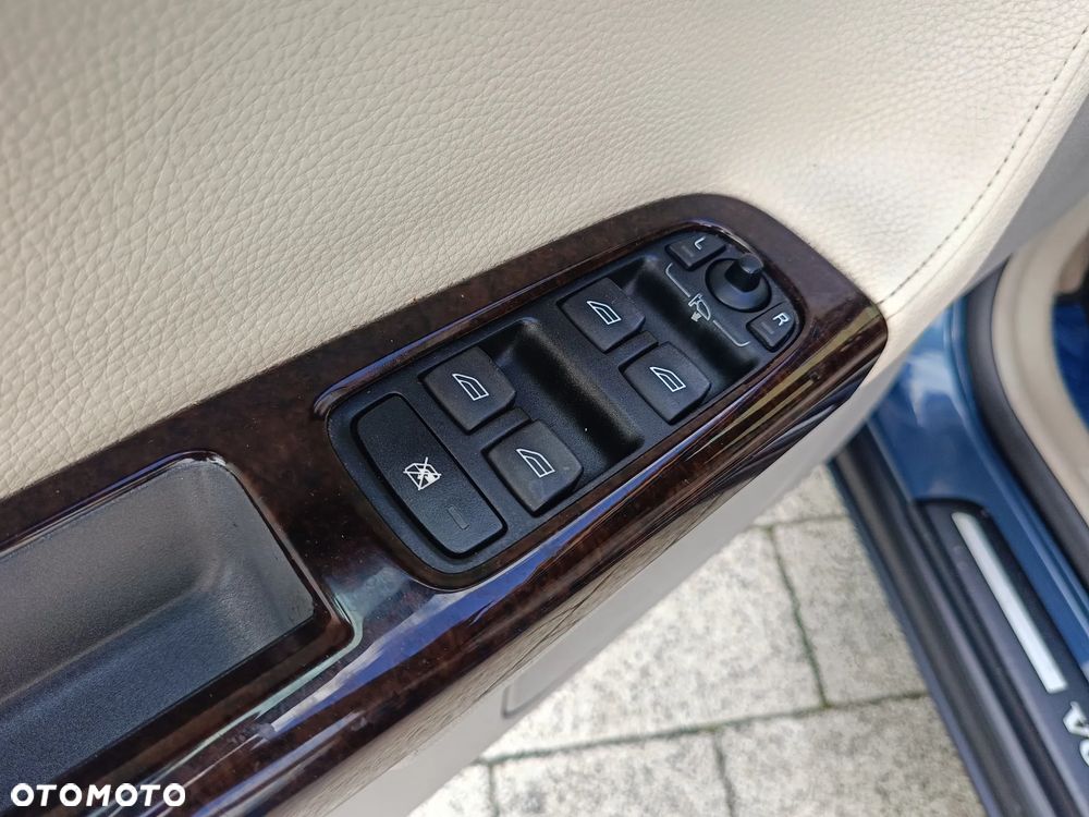 Volvo V50 2.0D Momentum - 21