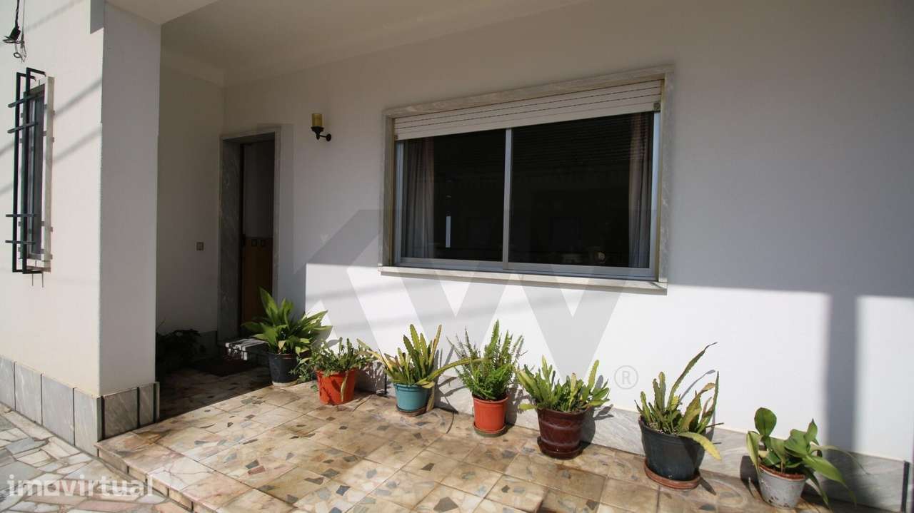 Venda Conjunta -Terreno com Moradia T5   +  Terreno Urbano para cons - Grande imagem: 5/44