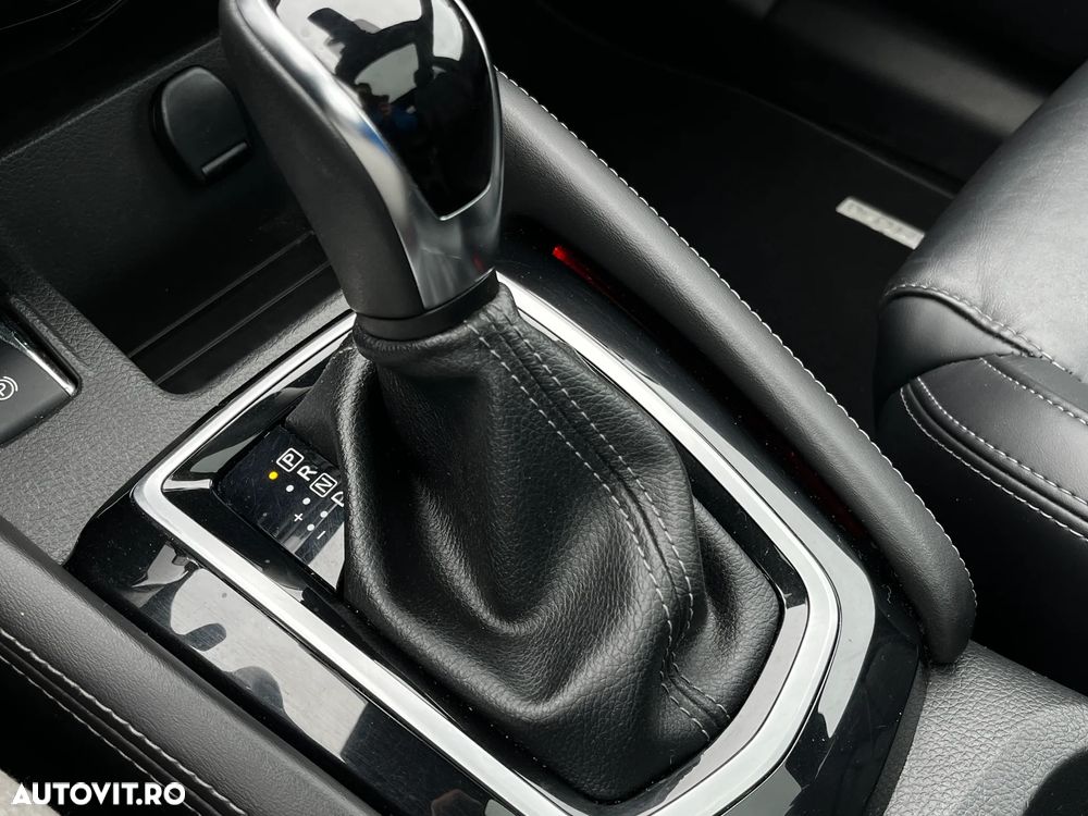 Nissan Qashqai 1.3 DIG-T DCT ACENTA - 23