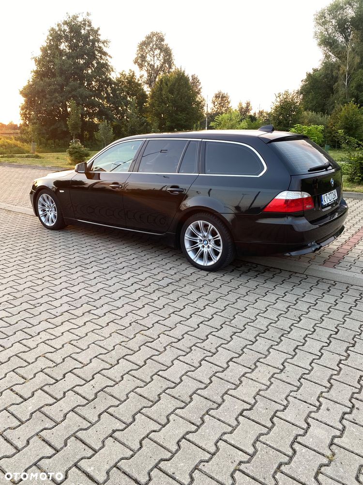 BMW Seria 5 525d Edition Exclusive - 8