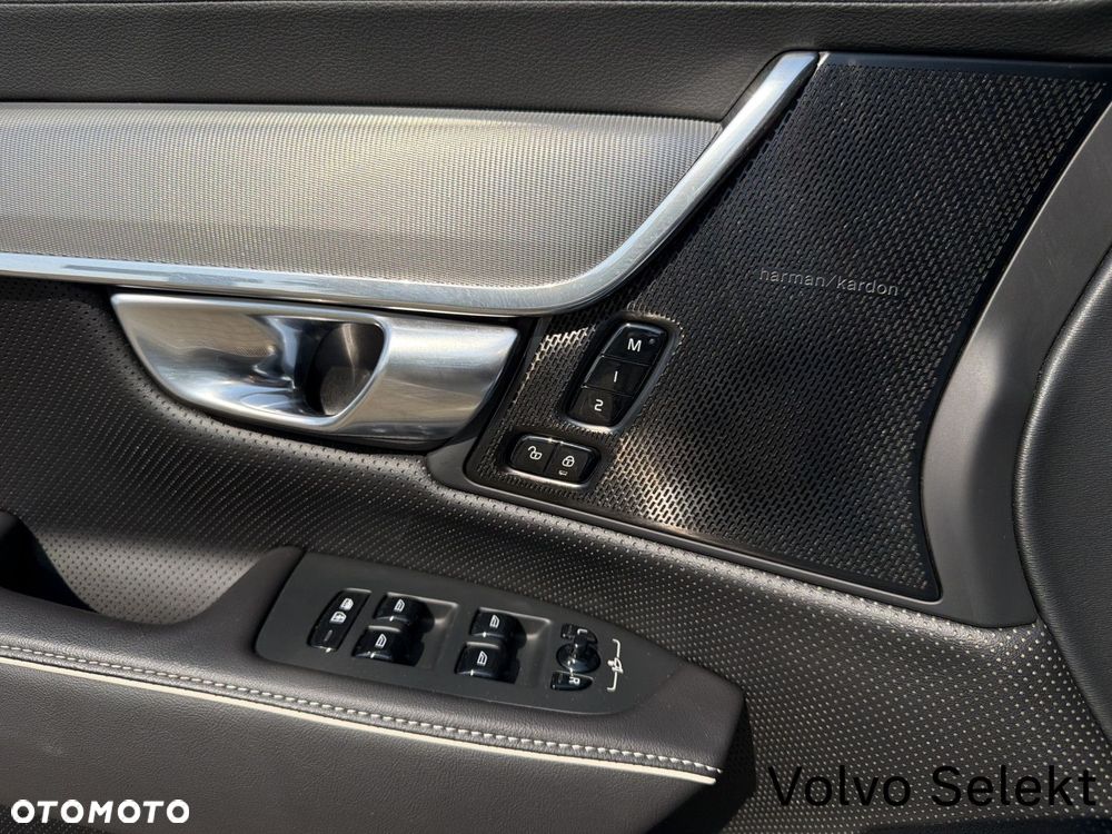 Volvo S90 - 28