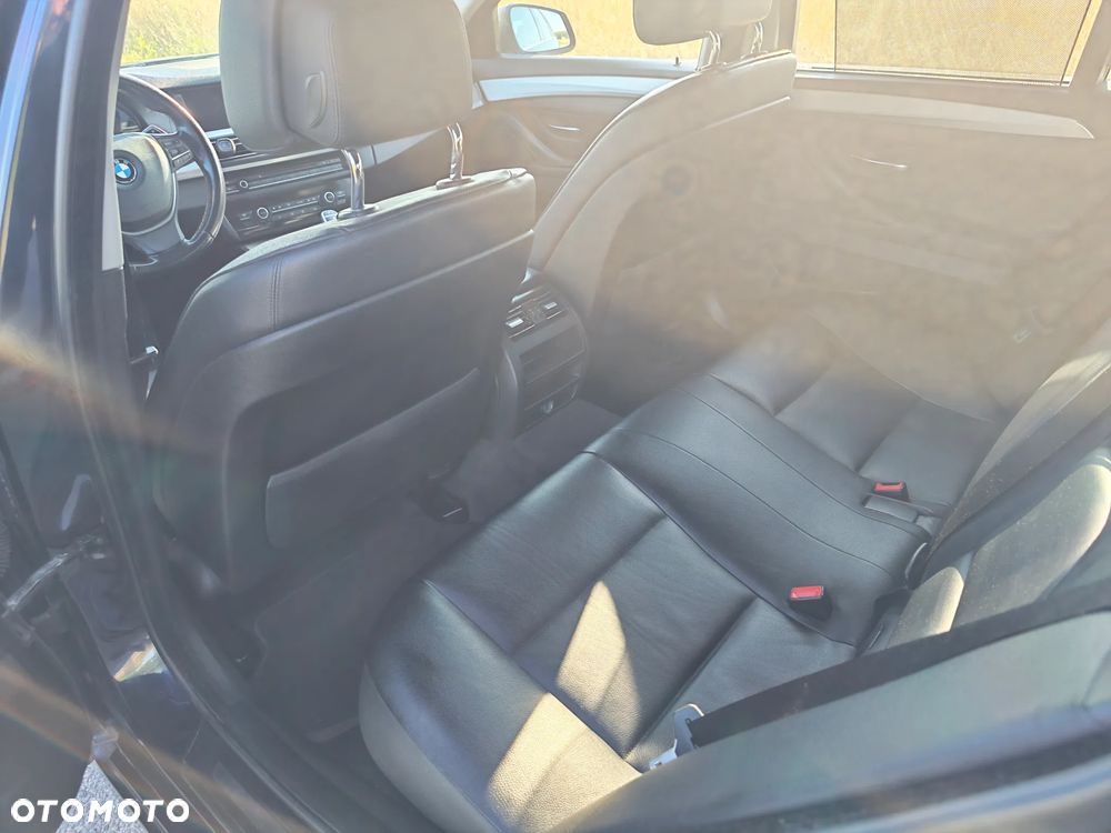 BMW Seria 5 - 10