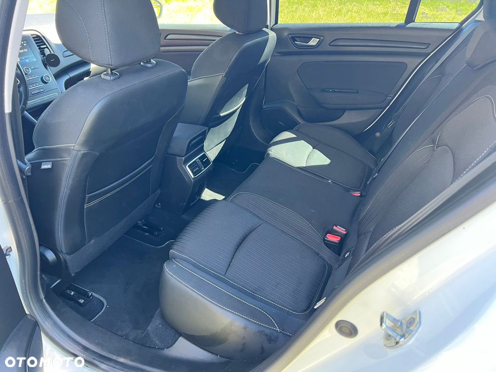 Renault Megane 1.5 Blue dCi Life - 9