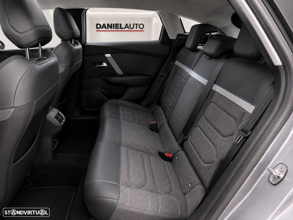 Citroën C4 1.2 PureTech Shine - 9